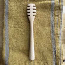 Load image into Gallery viewer, Maple & Walnut Honey Dipper