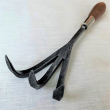 Load image into Gallery viewer, Forged Three-Tine Cultivator