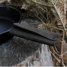 Load image into Gallery viewer, Leather Cast Iron Handle Cover