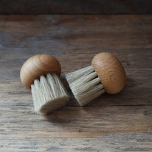 Load image into Gallery viewer, Mushroom Brush
